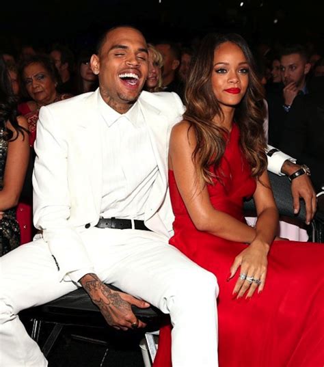Rihanna Red Hot At Grammy With Chris Brown Photo Urban Islandz