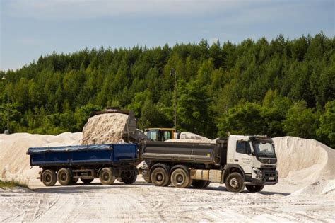 Loading And Transportation Sand From Střeleč Quality In Every Grain