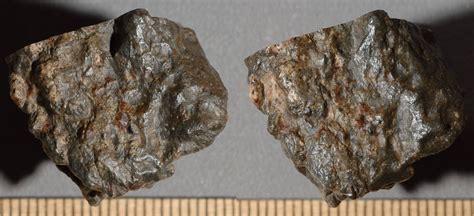 Lunar Meteorite Dhofar 925 Clan Some Meteorite Information