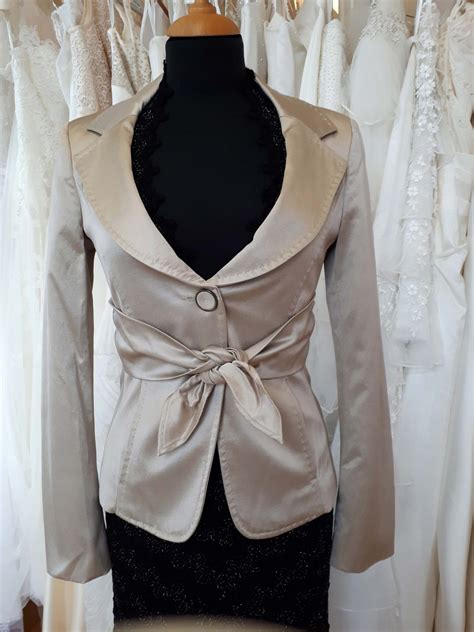 Maybe you would like to learn more about one of these? Blazer - Happiness Brautmoden - Brautkleider ...