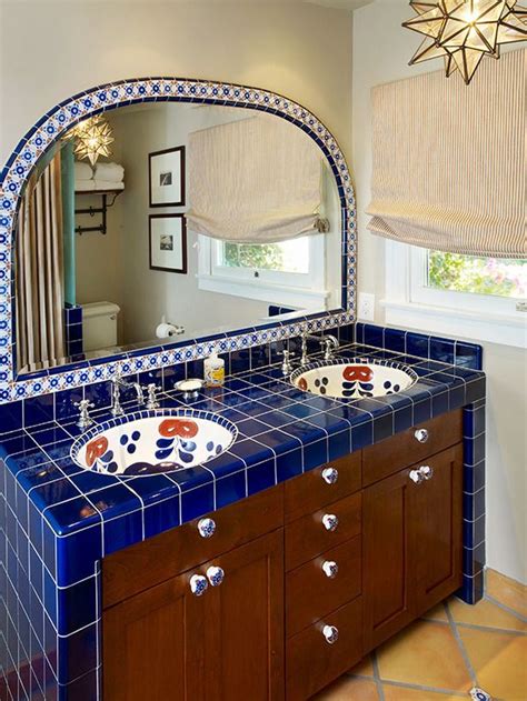 La fuente imports offers one of the largest collections of mexican and southwestern home accessories, furnishings, and handmade art. 35 cobalt blue bathroom tile ideas and pictures