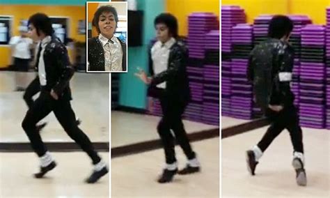 When Did Michael Jackson First Perform The Moonwalk Daily Mail Online