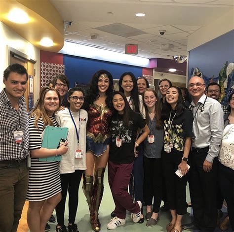 You are a true wonder woman. Gal Gadot Visits Children's Hospital Dressed As Wonder Woman