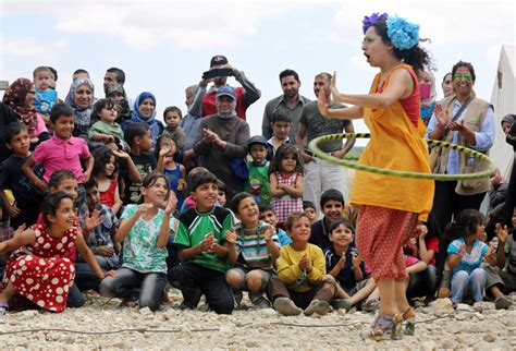 For Syrias Children Clowns Know Laughing Matters Daily Mail Online