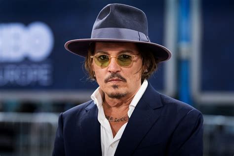 Johnny Depp Is Trying His Gold Digger Argument Against Amber Heard