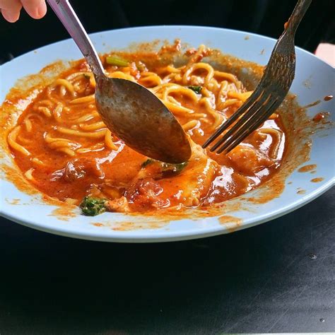 Ditubuhkan pada tahun 2000 dengan nama badan kebajikan kakitangan makmal batu pahat, di bawah naungan pegawai pelajaran batu pahat. Tertunailah Hasrat Di Hati: Makan Sedap Di Batu Pahat ...