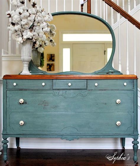 White lightning, a cleaner and deglosser dixie belle's cotton, a bright white dixie belle's fluff, a slightly less bright and more what i like to call vintage white 275 best Painted Furniture Ideas images on Pinterest ...