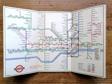 1946 London Underground Pocket Map Hc Beck Iconic Antiques