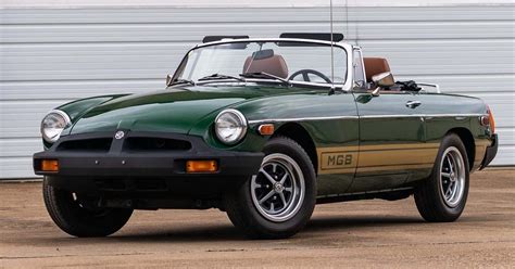 10 Cool Classic Sports Cars That Are Surprisingly Cheap To Own And