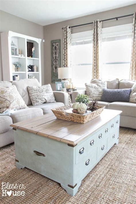 16 Chic Details For Cozy Rustic Living Room Decor