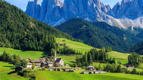 Visit Bolzano 2021 Travel Guide For Bolzano Trentino Alto Adige Expedia