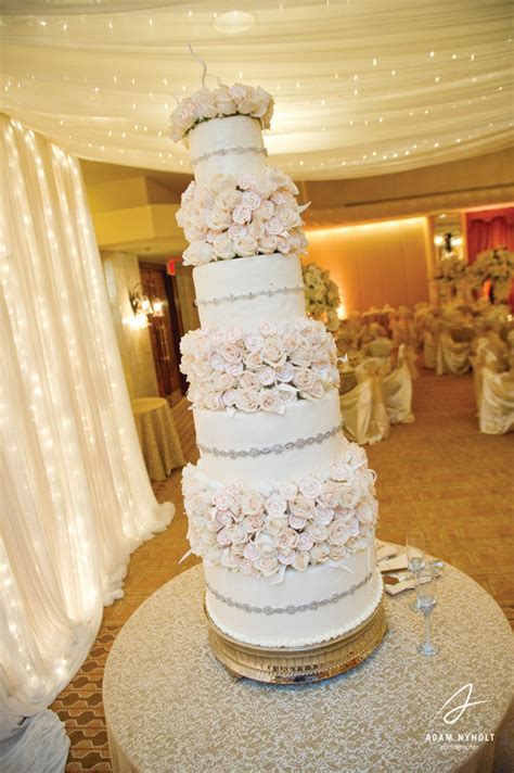 Order online and get your cake delivered to your door or venue. Houston Weddings | Houston Wedding Venue | Four Seasons ...