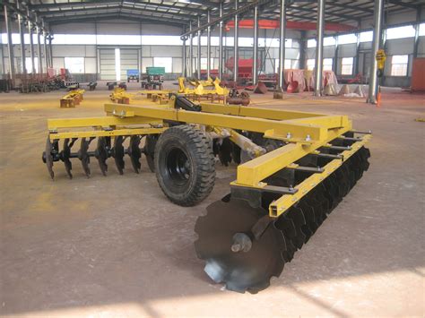 Hydraulic Trailed Offset Discs Harrow With Wheels For Hp Tractor China Dry Cultivating