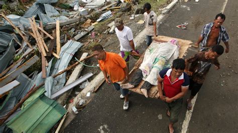 Philippine Typhoon Death Toll Feared In Thousands The New York Times