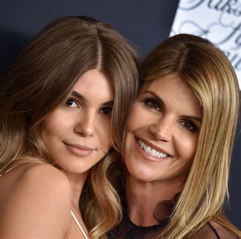 What Is Olivia Jade Giannulli Lori Loughlins Daughter Doing Now