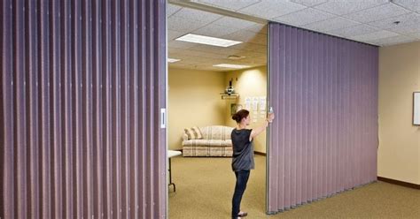 Track Mounted Accordion Doors And Room Dividers Towner Mezquita