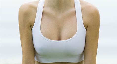 4 Exercises To Perk Up Your Boobs