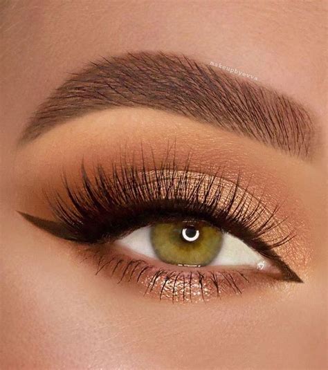 best eye makeup looks for 2021 bronze makeup look