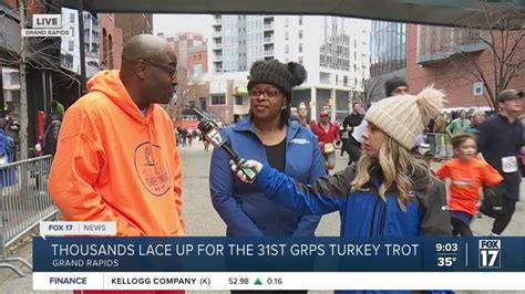 9a 31st annual grps turkey trot hits the pavement on thanksgiving day youtube