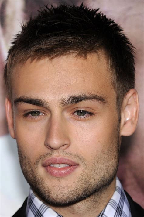 Short spiky hairstyles have been considered fashionable for a long time. 30 Spiky Hairstyles for Men in Modern Interpretation