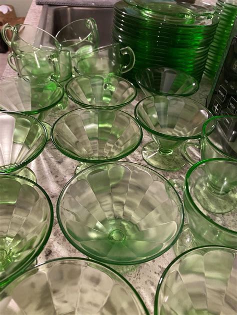 I'm almost certain it's not glass from a nuclear test site. Is uranium glass safe to eat from? | Glass, Glass vase ...