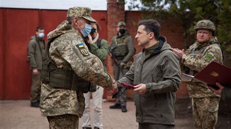 Ukraine President Visits Frontline Amid Unease Over Russian Troop Movement