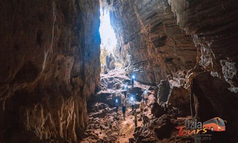 Blue Mountains One Day Jenolan Caves Tour With Ozia Tours All