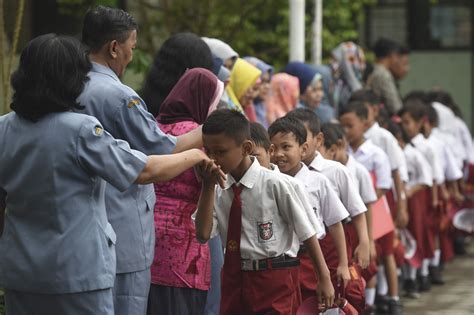 Berita Hari Ini Minggu 16 Juli 2017