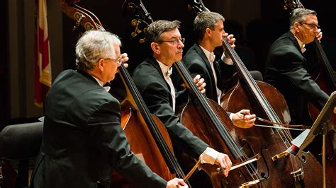 Symphony Review Woodwinds Shine As Ensemble Shows Flexibility