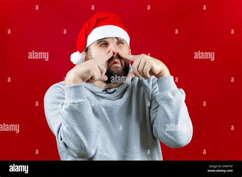 Pinched Face High Resolution Stock Photography And Images Alamy