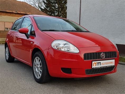 Maybe you would like to learn more about one of these? Fiat Grande Punto 1,3 diesel 2009, 2009 god.