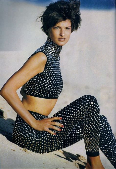 Linda Evangelista By Photographer Patrick Demarchelier For Vogue UK