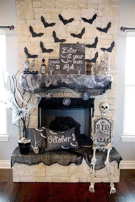 70 Great Halloween Mantel Decorating Ideas Digsdigs