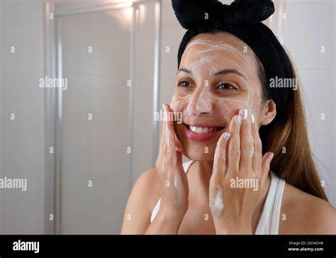 Young Skin Care Routine Girl Washing Face Foaming Soap Scrubbing Skin Face Wash Exfoliation