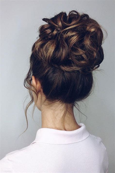 The final among the updos for long hair we will be talking about this hairstyle is this one. Drop Dead Gorgeous Messy Updo Hairstyle Idea | Messy ...