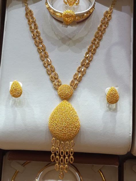 12 Kuwaiti Jewellery Ideas Gold Necklace Designs Gold Jewellery
