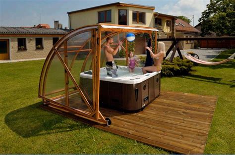 20 Diy Hot Tub Enclosure