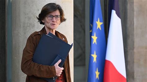 Enquête Sur Des Cadeaux Non Déclarés Agnès Firmin Le Bodo Ministre
