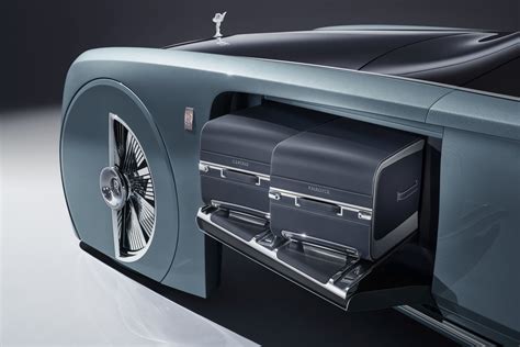 Video Rolls Royce Vision Next 100 Concept