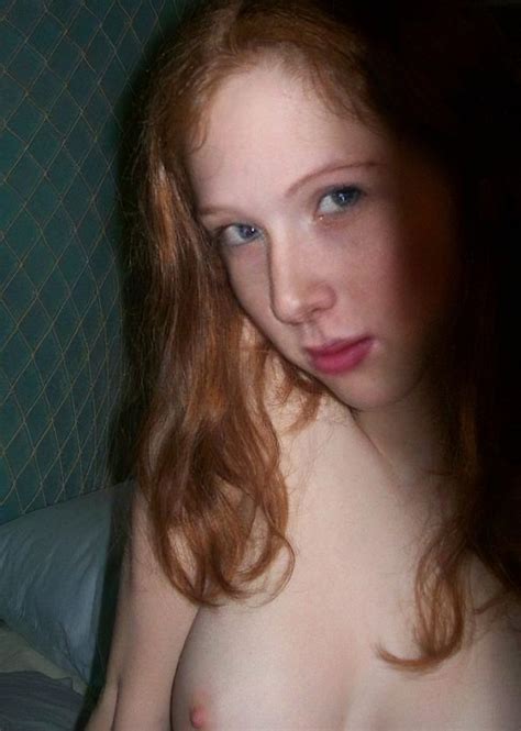 Molly C Quinn Nude Telegraph