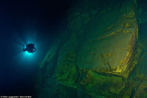 Lewis smith lake or often called smith lake is truly an alabama treasure and a great place to call home. Stunning underwater pictures show undiscovered cave ...