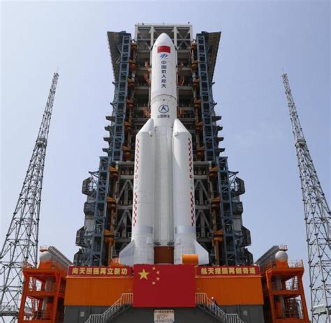 Usage of rockets as weapons before modern rocketry is attested to in china. China startet Bau seiner Raumstation - WELT