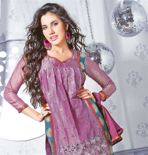 Bridel Fashion Trend And Girls Fashion Latest Indian Bollywood Fashion