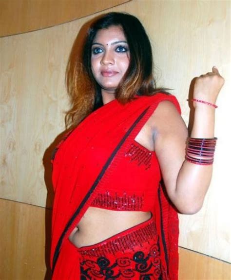 Desi Real Life Aunties Housewives Bhabhis Hot Armpits Sizzling Desi