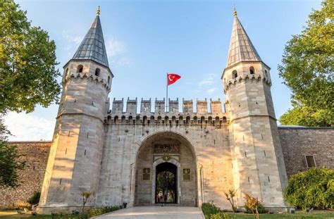 Topkapi Palace Museum Topkapı Sarayı In Istanbul