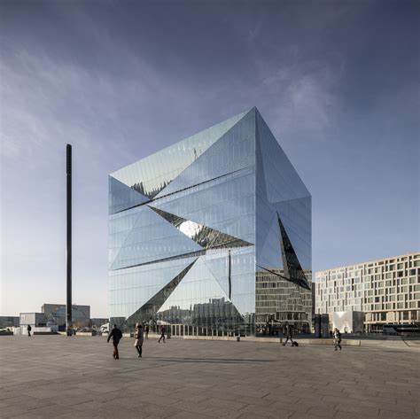 cube berlin Smart Office Building / 3XN | ArchDaily