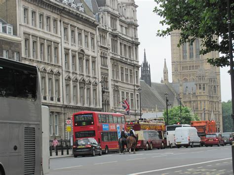 » London Street View