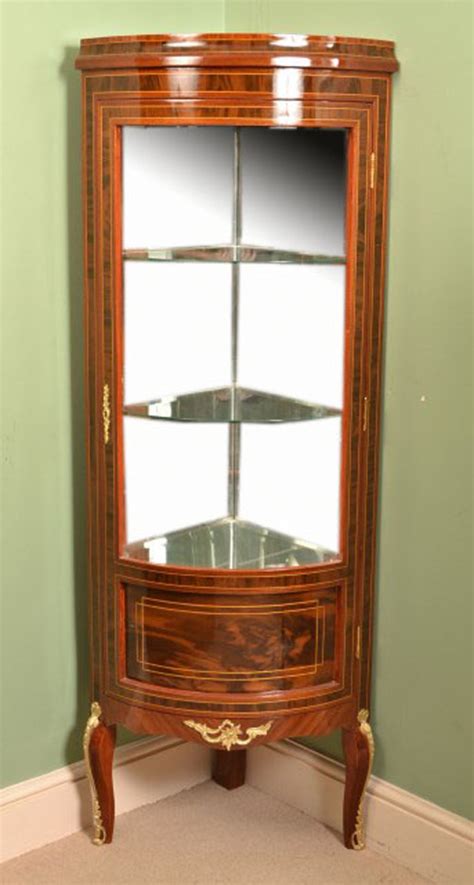 3 etched glass display cabinets. Louis XVI Style Mahogany | Ref. no. 00240 | Regent Antiques