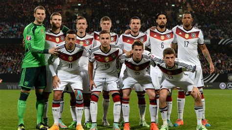 Er führt die deutsche nationalmannschaft noch durch. Vor sechs Jahren: Thomas Müller teilt WM-Throwback-Foto ...