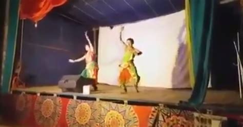 Dancer Collapses And Dies In Middle Of Stage Performance And Audience